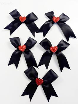 Satin Geschenkschleife mit Herz